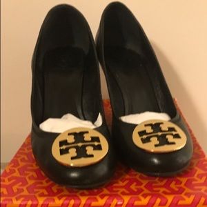 (SOLD)Tory Burch Wedges